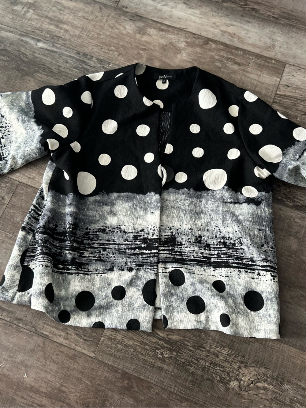 Yushi Jacket Black & White Designer - Showstopper NWT Size Large VT1